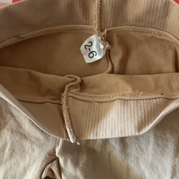 - GIRLS NUDE DANCE TIGHTS - - Picture 3 of 4